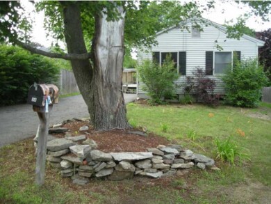 54 Pennichuck St, Nashua, NH 03064 - photo 3