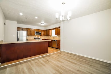 1668 Kildare Place, Columbus, OH 43228 - photo 5