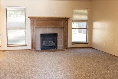 Living Room w/fireplace