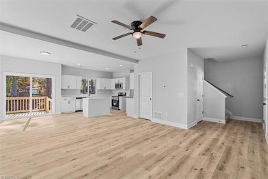 510 Greenwood Dr, High Point, NC 27262 - photo 5