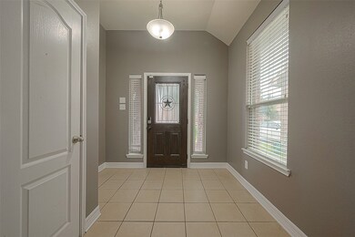 9219 Fuqua Breeze Dr, Houston, TX 77075 - photo 3