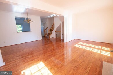 2007 Madrillon Springs Ct, Vienna, VA 22182 - photo 7