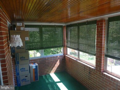 8631 Oakleigh Rd, Parkville, MD 21234 - photo 6