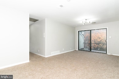 1475 Mount Holly Rd unit O9, Beverly, NJ 08010 - photo 6