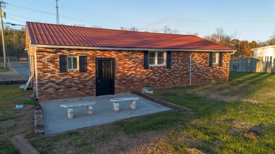 2687 W Old A J Hwy W, Strawberry Plains, TN 37871 - photo 7