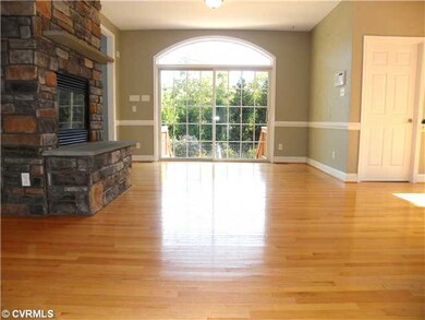 Other - 13  x 15   Keeping room with gas stone fir