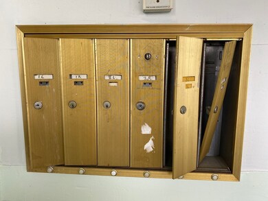 21 Whipple Ave, Boston, MA 02131 - photo 5