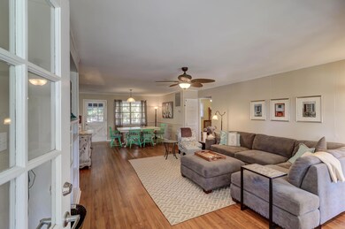 2407 Palm Blvd (9)