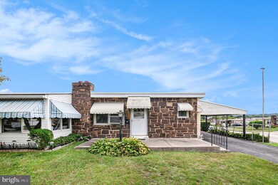 1301 Hillcrest Rd, Conshohocken, PA 19428 - photo 4