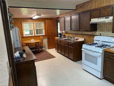 Kitchen-b