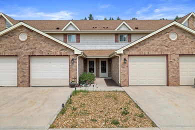 1507 Clarence