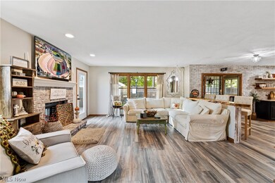 928 Bridge Rd, Akron, OH 44312 - photo 4