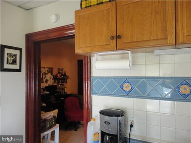 438 W 4th St unit 1, East Greenville, PA 18041 - photo 4