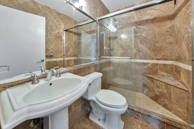 Connaught Tower Co-op unit 21F, New York, NY 10022 - photo 7