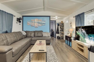 60901 Brosterhous Rd unit 754, Bend, OR 97702 - photo 6