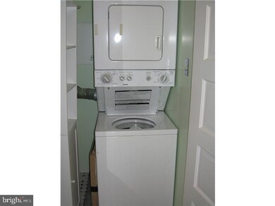 24 School Ln unit 2ND, Ardmore, PA 19003 - photo 5