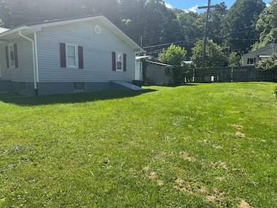 174 Mcalpin Rd, Sophia, WV 25921 - photo 4