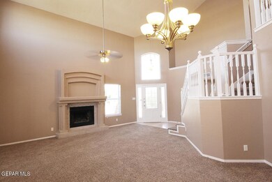 13809 Horizon Heights Cir, Horizon City, TX 79928 - photo 5