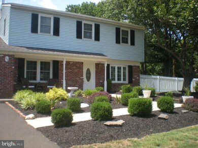 116 Strawberry Cir, Langhorne, PA 19047 - photo 2