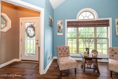 2904 Hollow Oak Dr, Crestwood, KY 40014 - photo 2