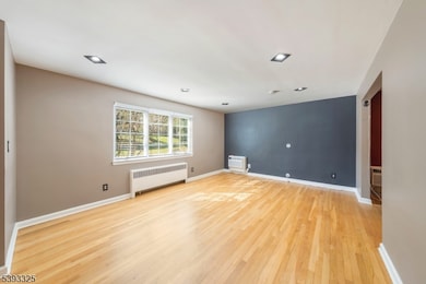 85A Troy Dr unit 11, Springfield, NJ 07081 - photo 7