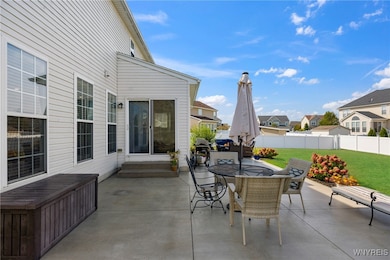 2466 King Fisher Ln, Niagara Falls, NY 14304 - photo 4