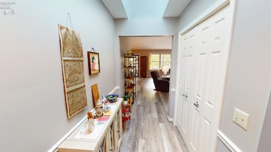 104 Briarwood Cir unit 104, Fremont, OH 43420 - photo 6