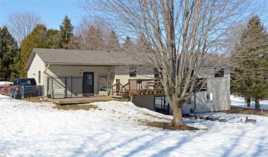 3939 Wilnor Dr, Oregon, WI 53575 - photo 2