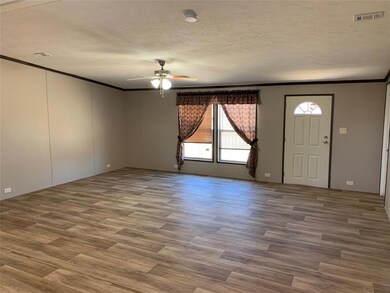 1389 Private Road 4219, Decatur, TX 76234 - photo 2