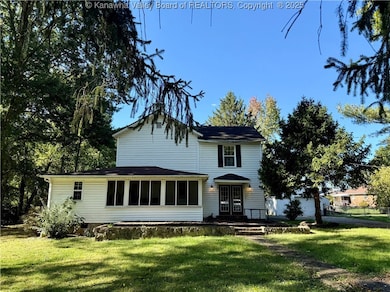 501 25th St, Dunbar, WV 25064 - photo 2