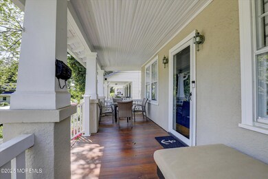 04-Front Porch