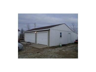 Large, 2 car detached shop/garage