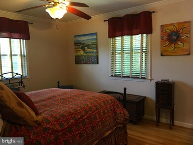 7302 Venice St, Falls Church, VA 22043 - photo 6