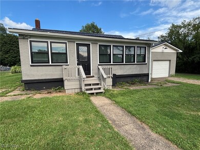 345 Ritchie Ave, Weirton, WV 26062 - photo 2