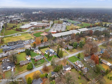 7108 Wesboro Rd, Louisville, KY 40222 - photo 5