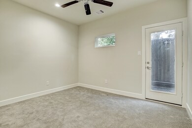 112 Knights Bridge Park Ln, Houston, TX 77018 - photo 5