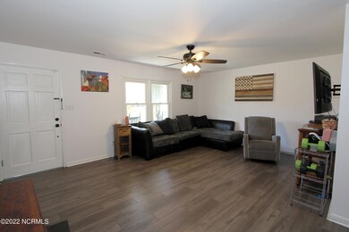 105 Lance Ct, Jacksonville, NC 28546 - photo 6