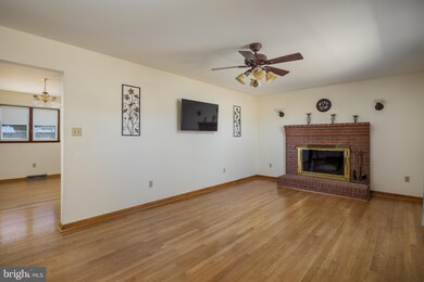 633 Foxcroft Rd, Warrenton, VA 20186 - photo 5