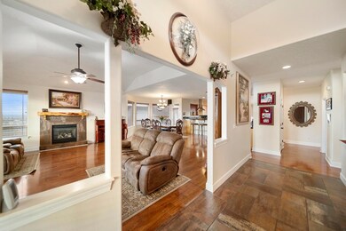 2358 SW 41st St, Redmond, OR 97756 - photo 6