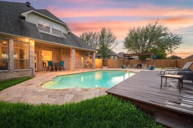 7929 Green Valley Dr, North Richland Hills, TX 76182 - photo 3