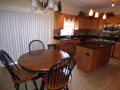 2039 Wicklow Rd, Naperville, IL 60564 - photo 7