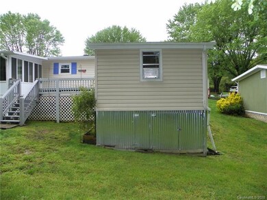 224 Cranbrook Cir, Hendersonville, NC 28792 - photo 6