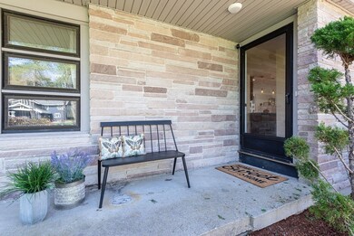 224 Poquanticut Ave, North Easton, MA 02356 - photo 4