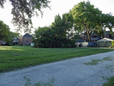 1357 Carrie Ave, Columbus, OH 43205 - photo 4