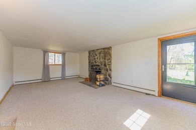 31 Snyders Lake Rd, Wynantskill, NY 12198 - photo 5