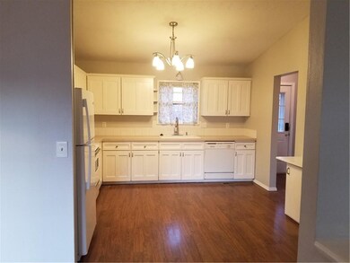 8 Cobb Cir, Bella Vista, AR 72715 - photo 4