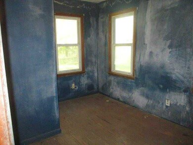 539 Pierce Ave, Columbus, OH 43213 - photo 5