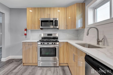 111 Cherry St unit A, Iselin, NJ 08830 - photo 5