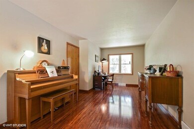 8806 Lee St, Crown Point, IN 46307 - photo 5