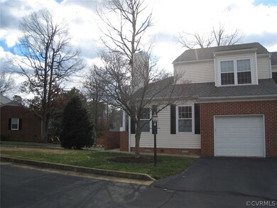 Welcome to 12001 Bexley Ct! Worthington Hills is t